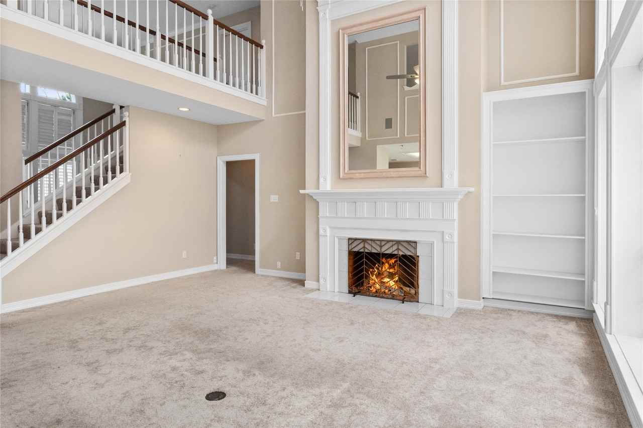 19018 Polo Meadow Dr - Photo 5 of 25