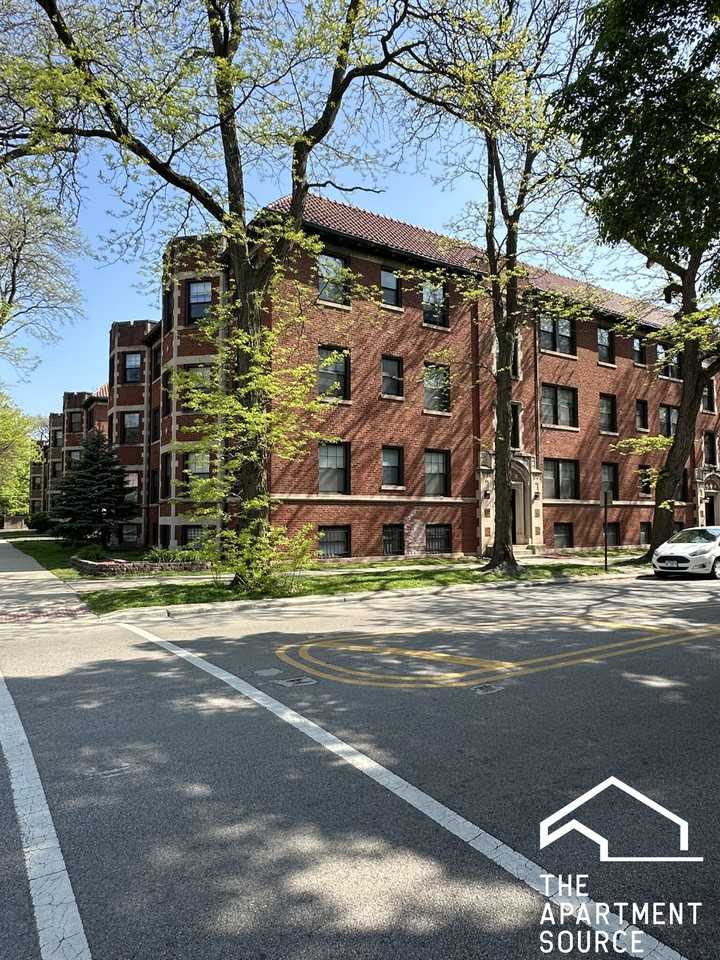 1031 Dempster St #W1 - Photo 6 of 7