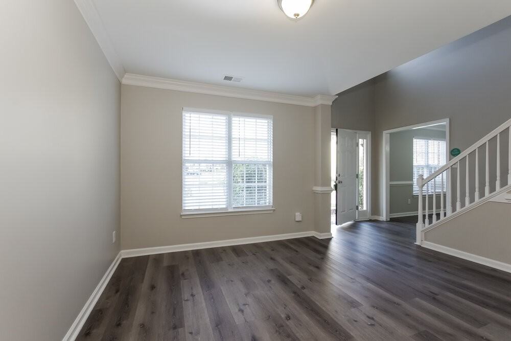 6222 Spanish Moss Ln - Photo 6 of 17