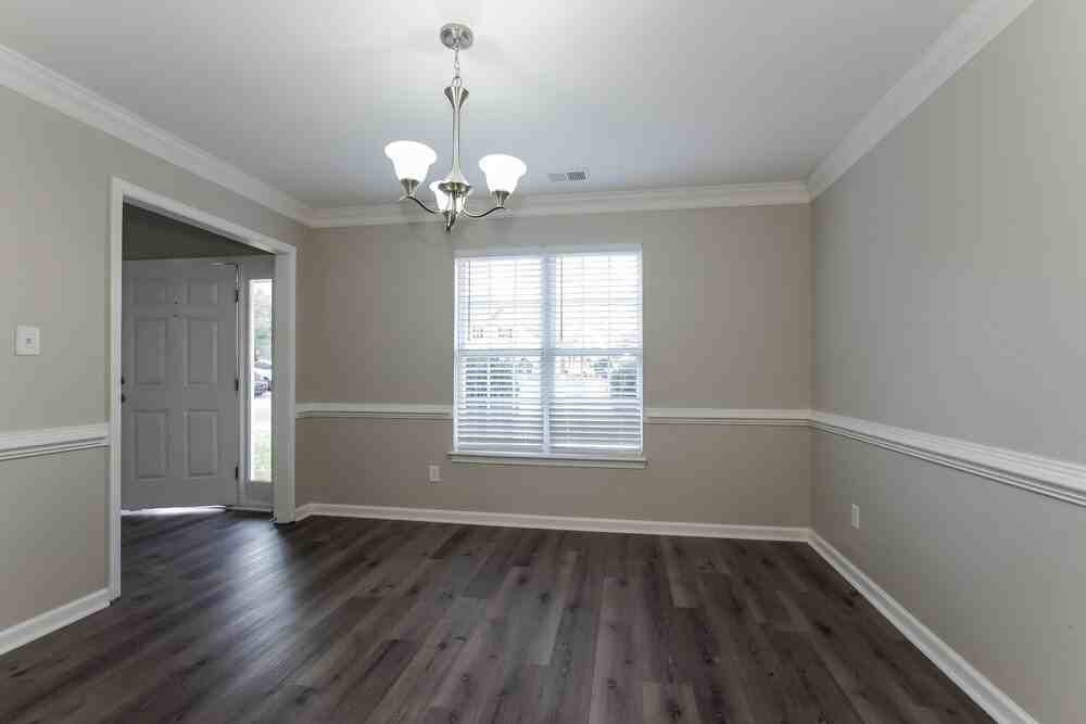 6222 Spanish Moss Ln - Photo 7 of 17