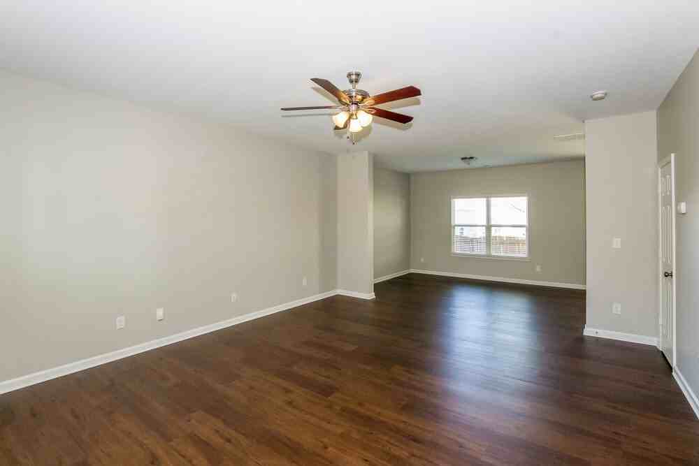 13529 Anne Brower Rd - Photo 2 of 17