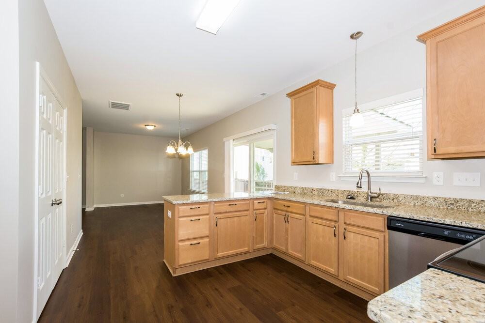 13529 Anne Brower Rd - Photo 7 of 17
