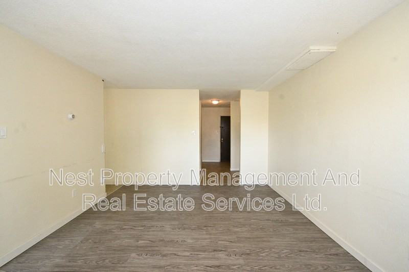 4280 Quentin Ave #111 - Photo 4 of 23