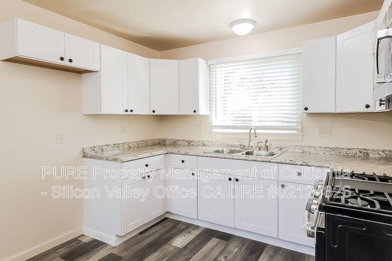 29 North Dr - Photo 2 of 19