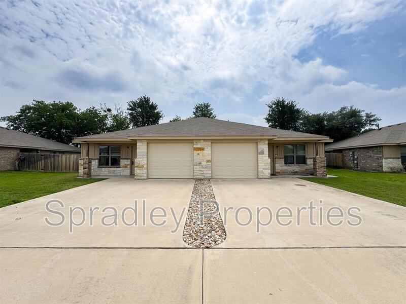 1542 Brazos Rd - Photo 2 of 14