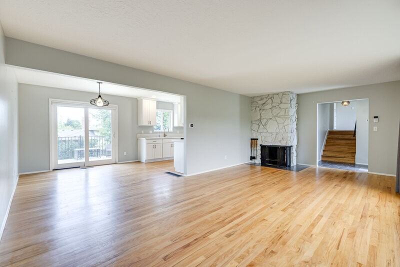14017 Ne Sacramento St - Photo 2 of 32