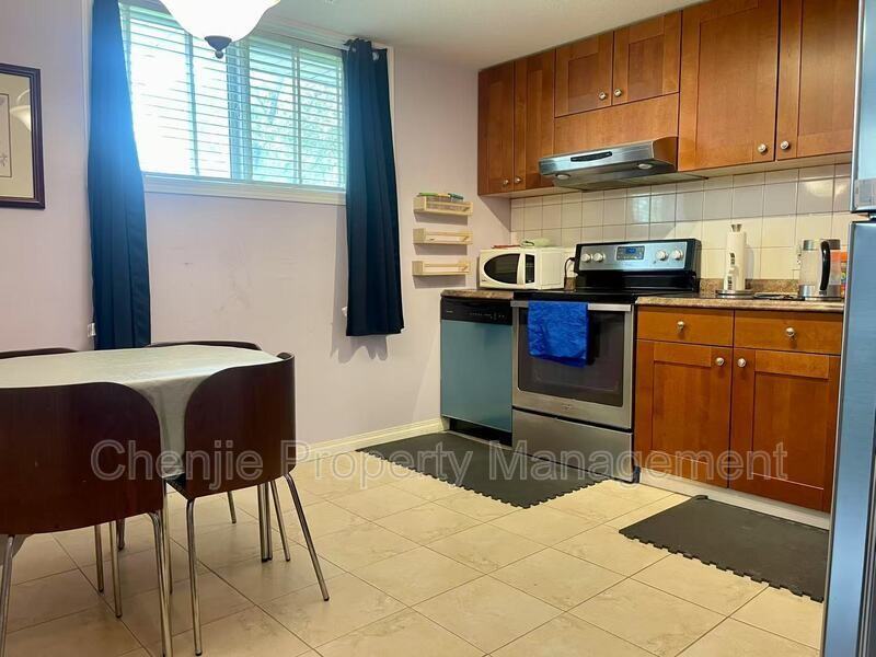 18928 99 Ave Nw - Photo 3 of 9