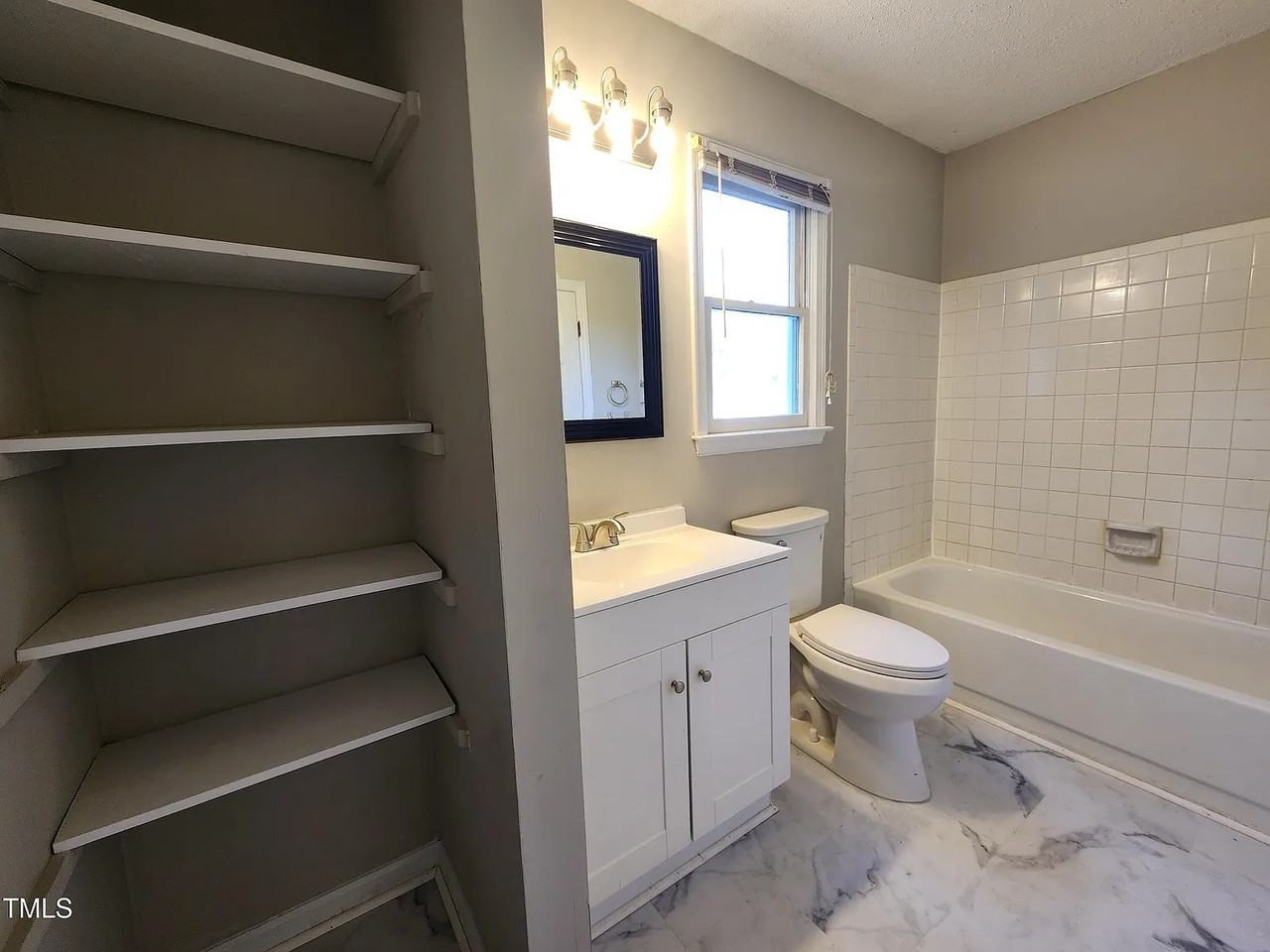 3109 Cinnamon Cir - Photo 4 of 39