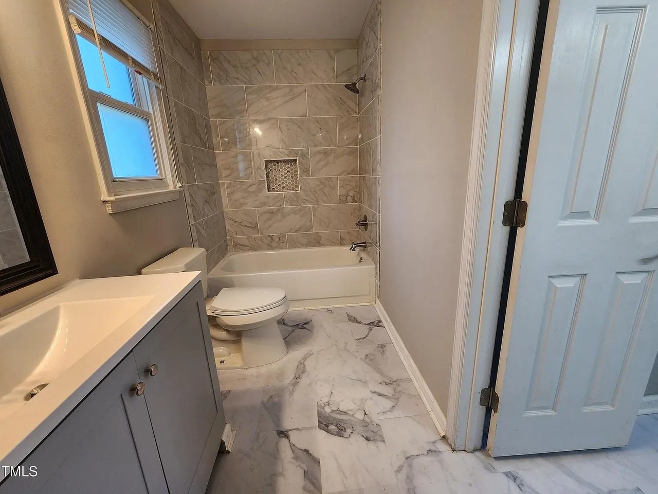 3109 Cinnamon Cir - Photo 5 of 39