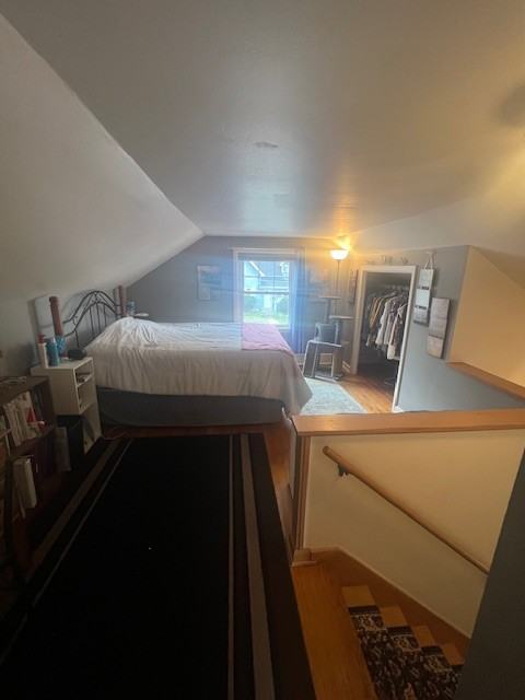 742 Elizabeth St - Photo 2 of 5