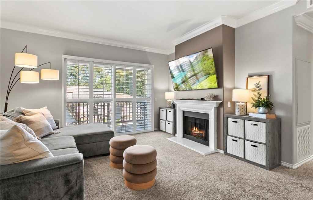 2960 Champion Way - Photo 3 of 6