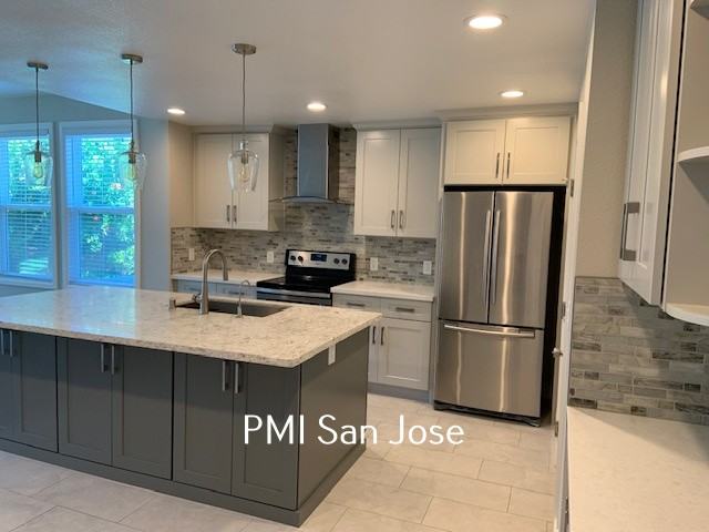 589 Morse Ave - Photo 3 of 34