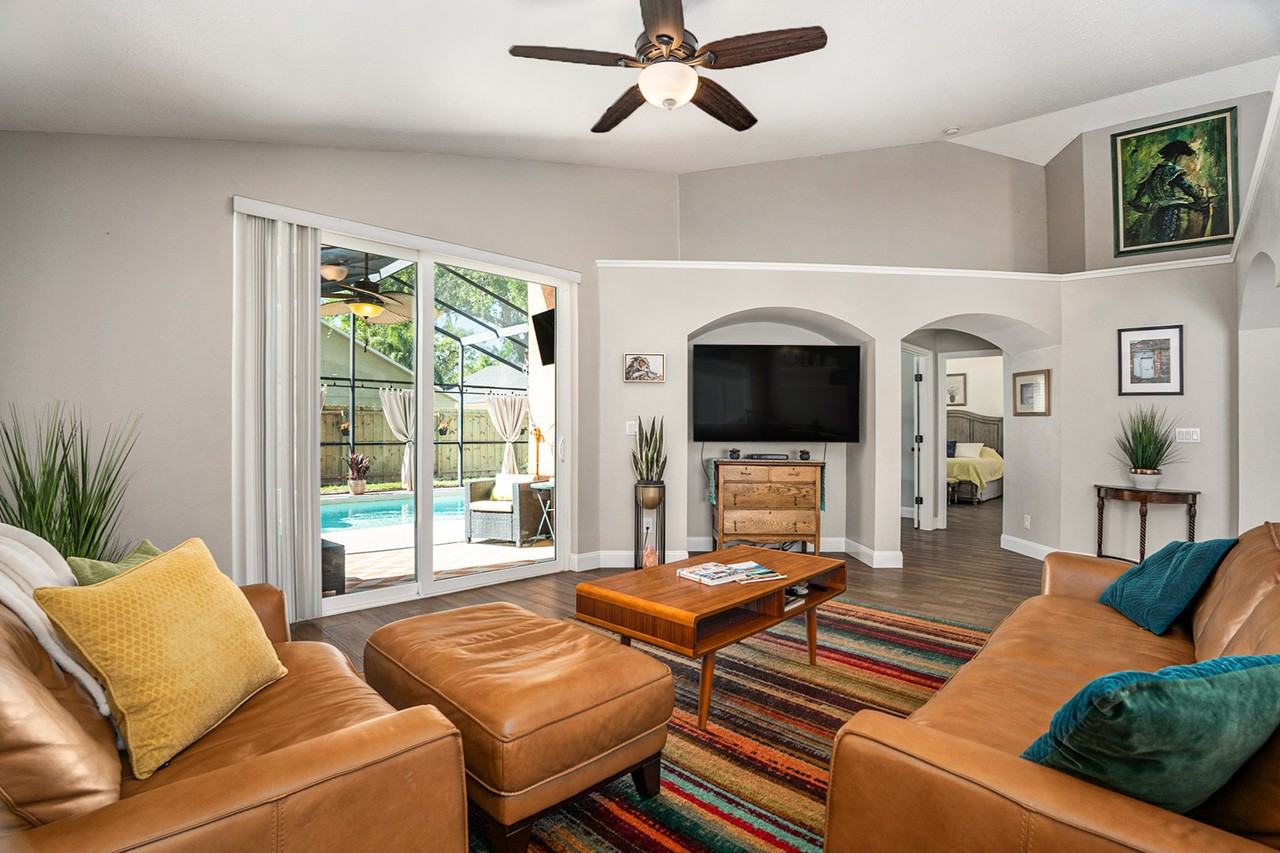 7116 Colonial Lake Dr - Photo 6 of 24