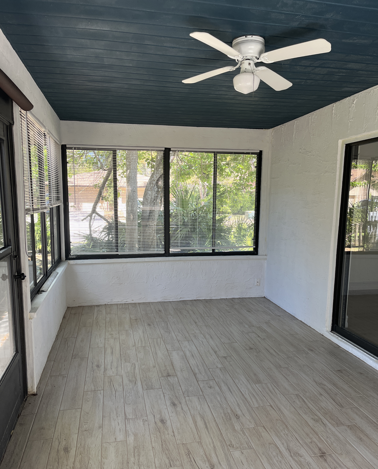 6180 Olympic Ct - Photo 2 of 12