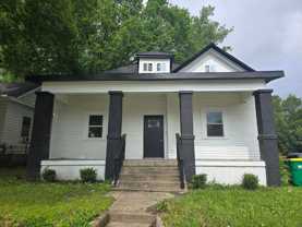 2000 Rock St - Photo 1 of 1