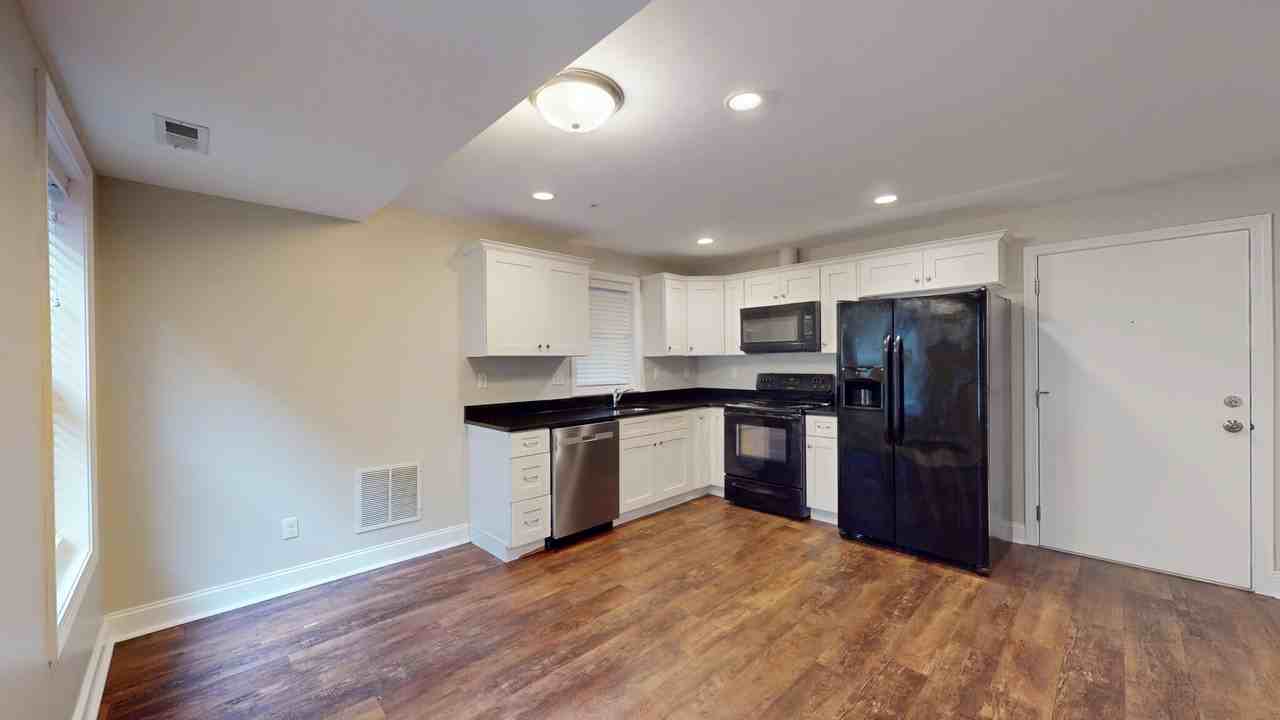 60 Holworthy St #5 - Photo 6 of 17