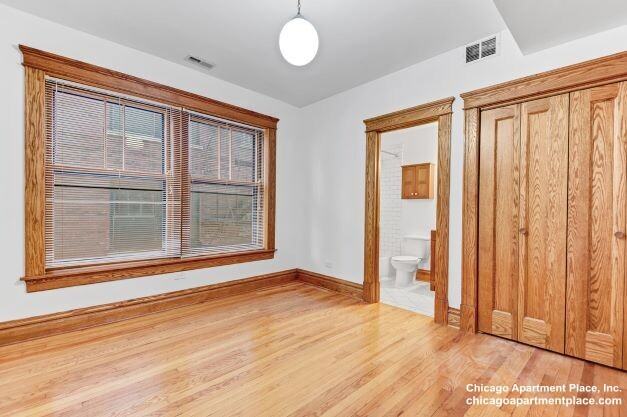 3153 N Hudson Ave #1 - Photo 7 of 19