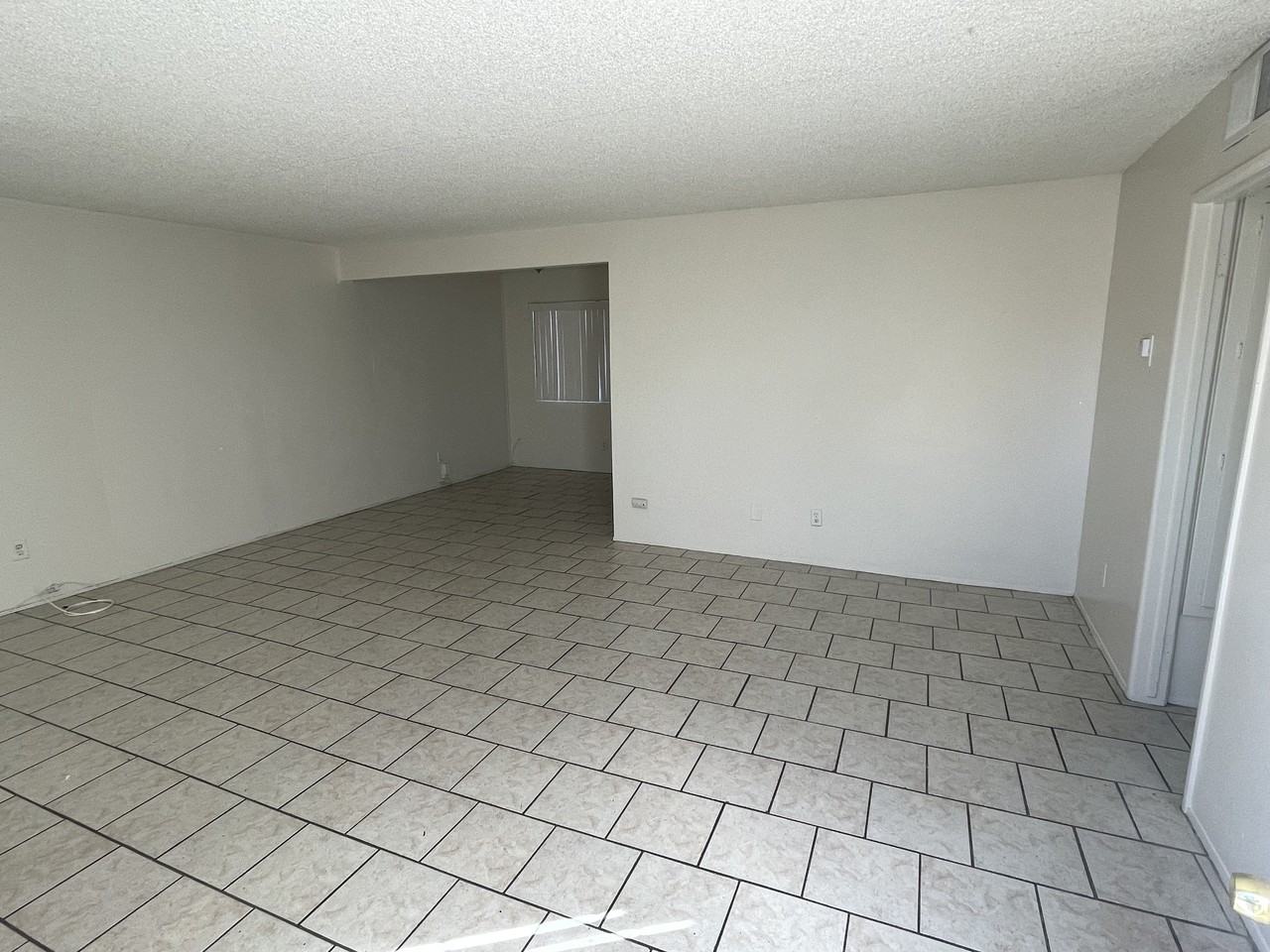 22129 Tehama Rd #3 - Photo 5 of 15