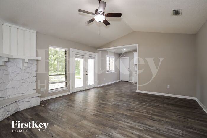 9746 Sharing Cross Ct - Photo 3 of 16