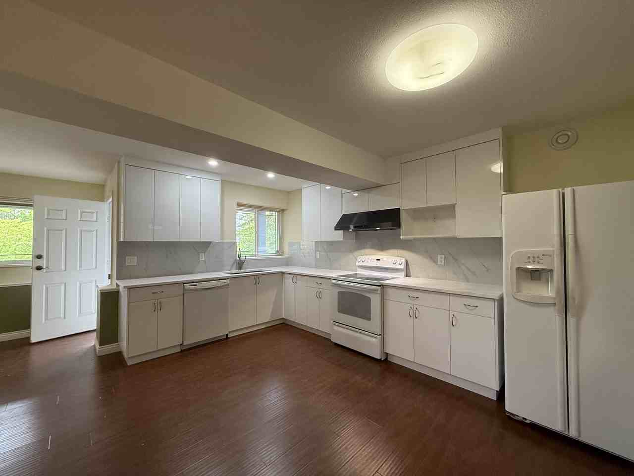 1675 Mallard Court - Photo 3 of 16