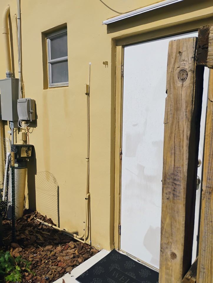 4121 Thomas St #1 - Photo 2 of 10