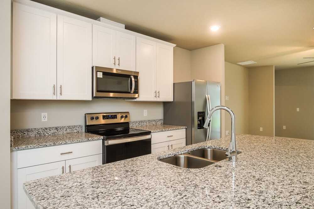 5261 Luke Hammock St - Photo 7 of 16