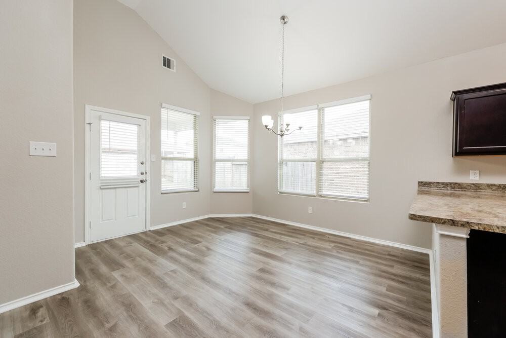 5314 Little Jasmine Way - Photo 5 of 16