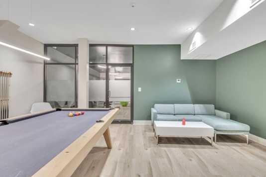 Eagle Rock Properties 2 of 4