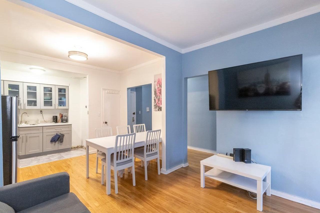 340 E 80th St #1032058P - Photo 5 of 32