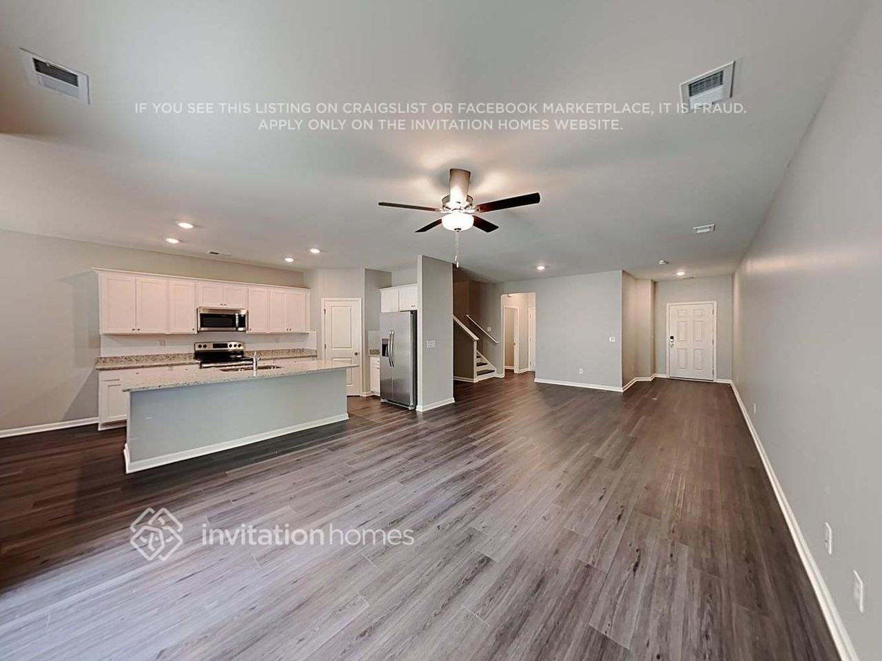 125 Webster Cir - Photo 4 of 23