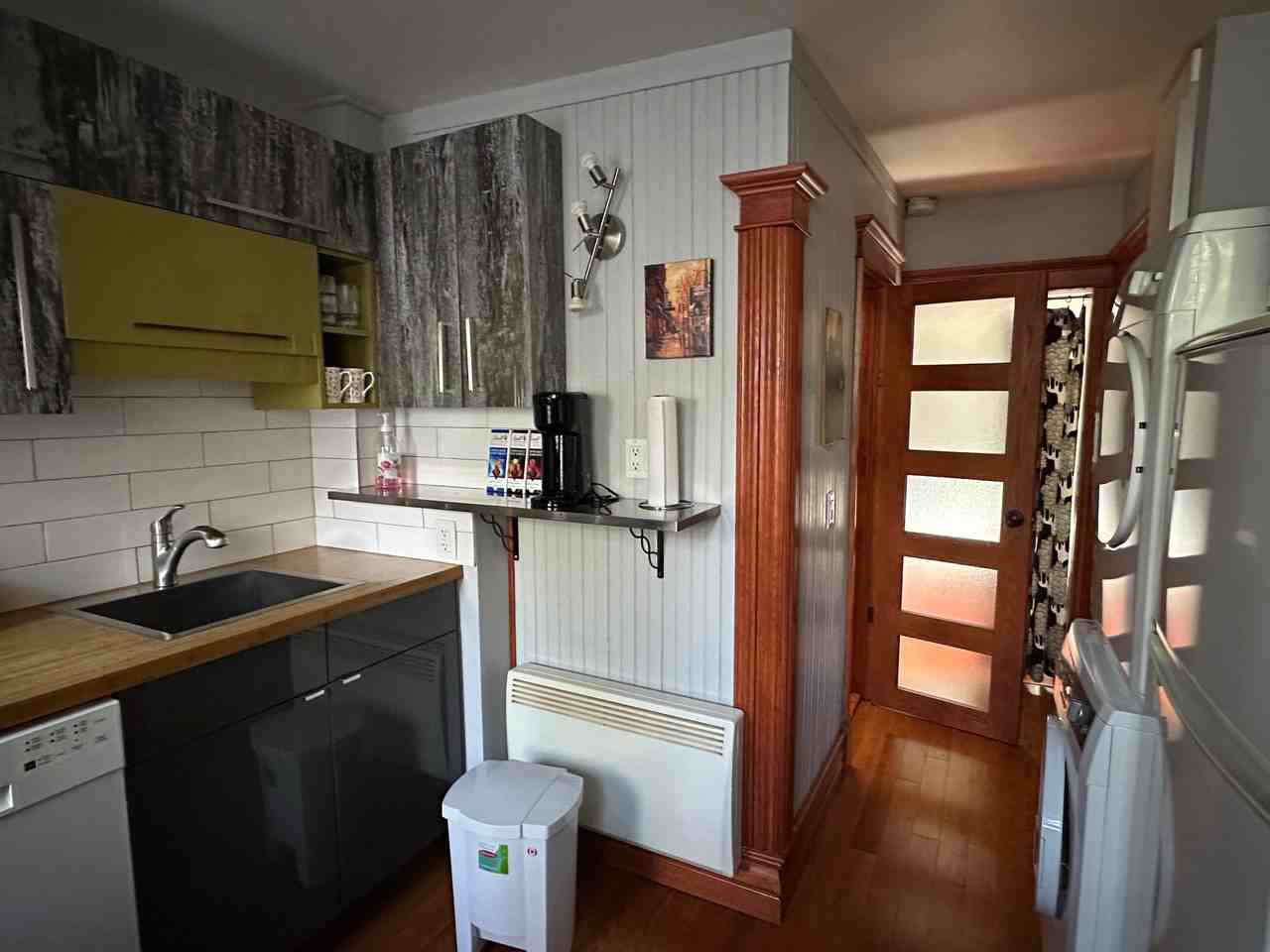 Rue Notre-Dame-de-l'île & Rue Papineau #B - Photo 5 of 10