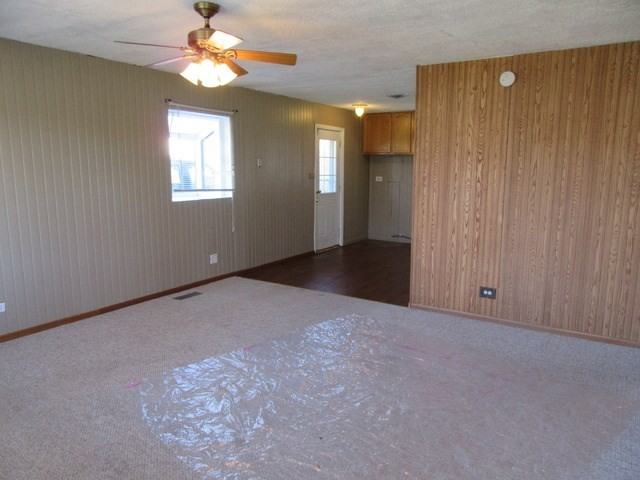 335 Durham Dr - Photo 2 of 12