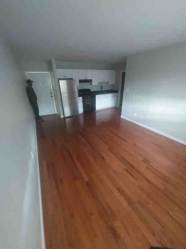 400 Olive St ##C6 - Photo 2 of 4