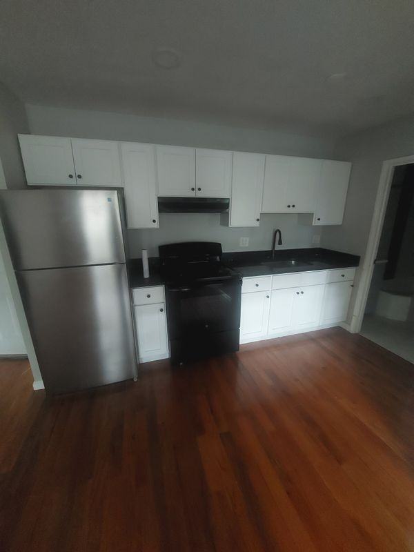 400 Olive St ##C6 - Photo 3 of 4