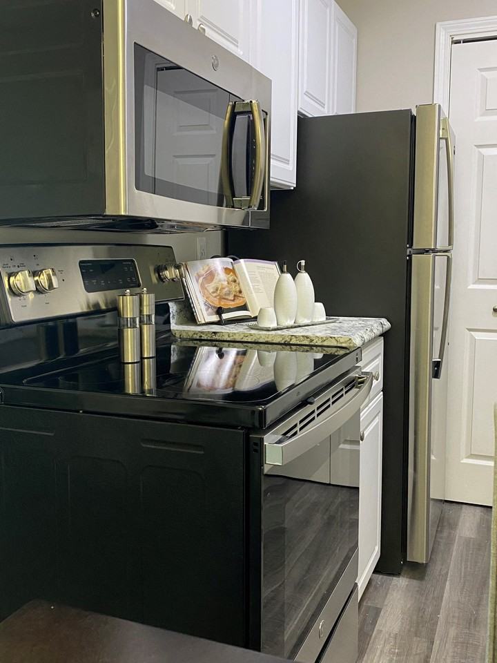 Stoneledge Plantation Apartments - Photo 2 of 38