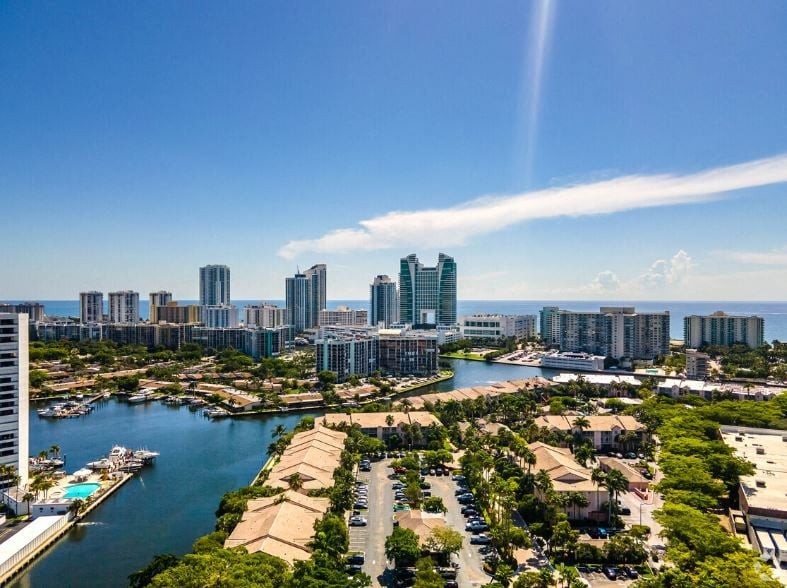Ocean Reef at Seawalk Pointe Apartments - Photo 6 of 50