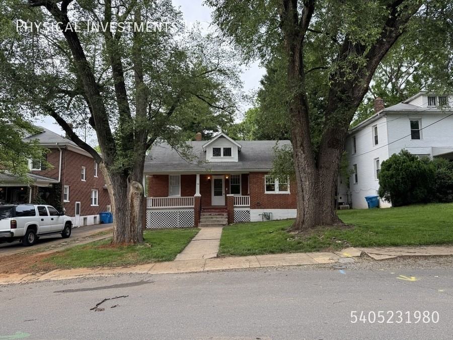 158 Princeton Cir Ne - Photo 2 of 50