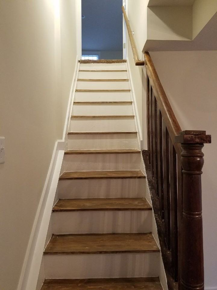 803 S Rogers St - Photo 5 of 17