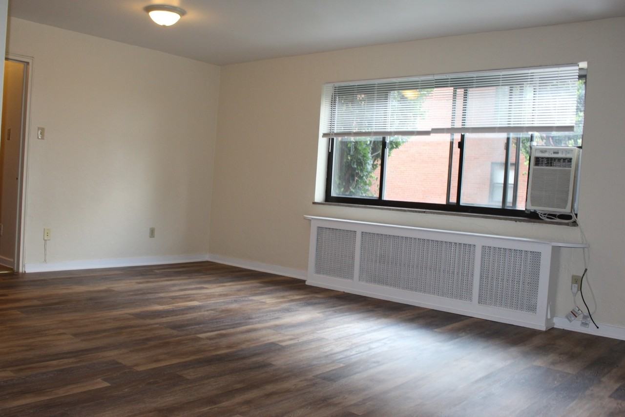 Normandy Apartments - Photo 4 of 24