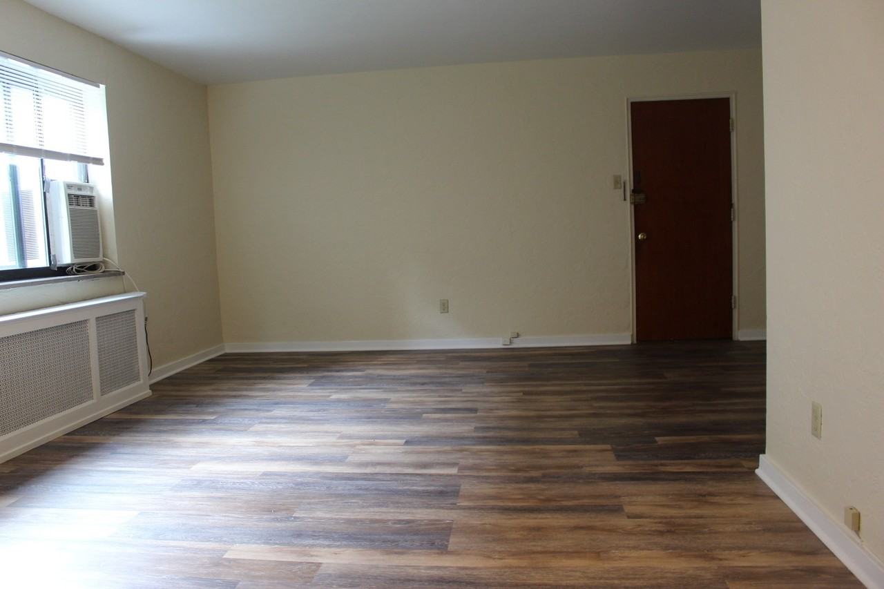 Normandy Apartments - Photo 6 of 24