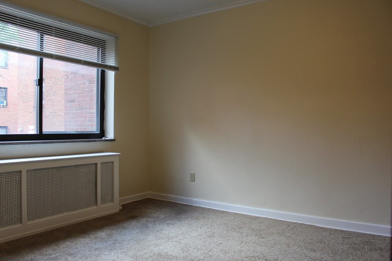 Normandy Apartments - Photo 7 of 24