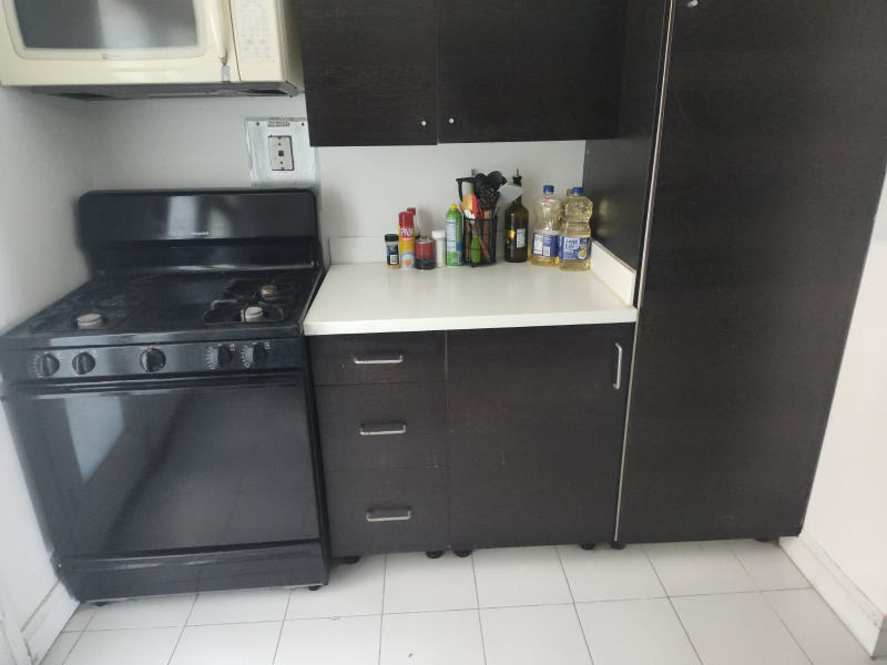 5715 N Kings Hwy - Photo 4 of 9