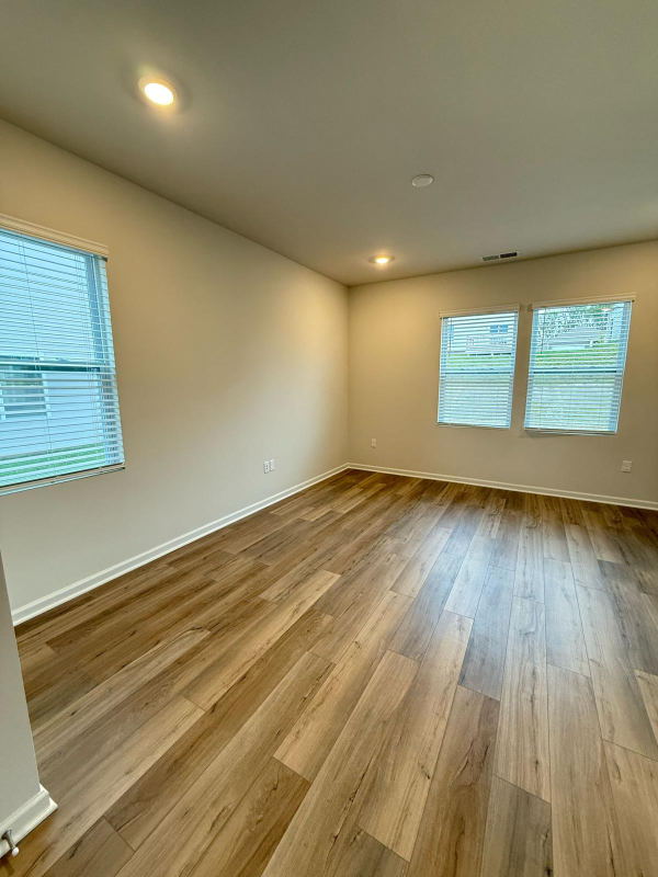 600 Lyness Dr - Photo 6 of 19