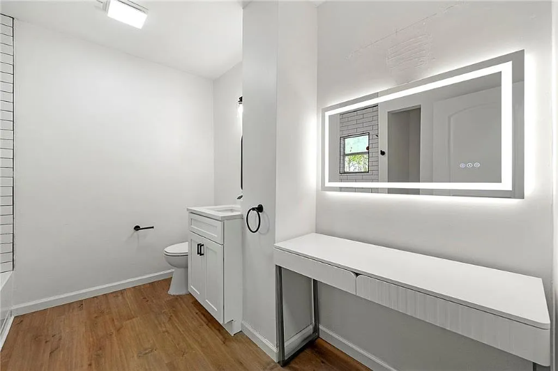 1917 Connally Dr - Photo 5 of 16