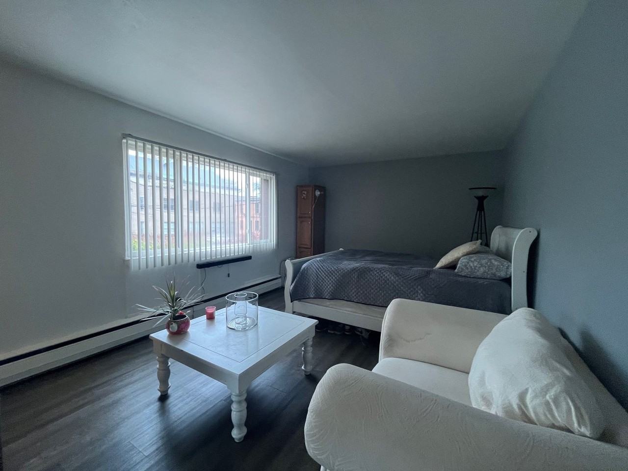 1456 N. Farwell Avenue - Photo 5 of 16