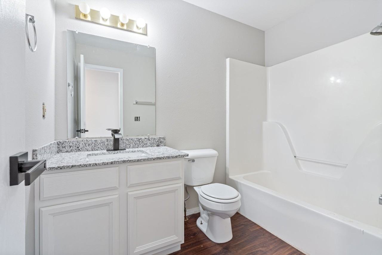 Rosehill Townhomes - Photo 6 of 13