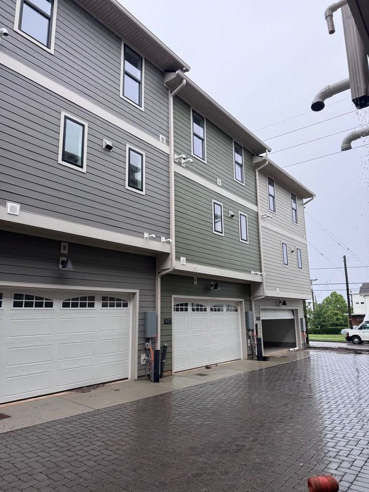 601 Southgate Ave - Photo 3 of 25