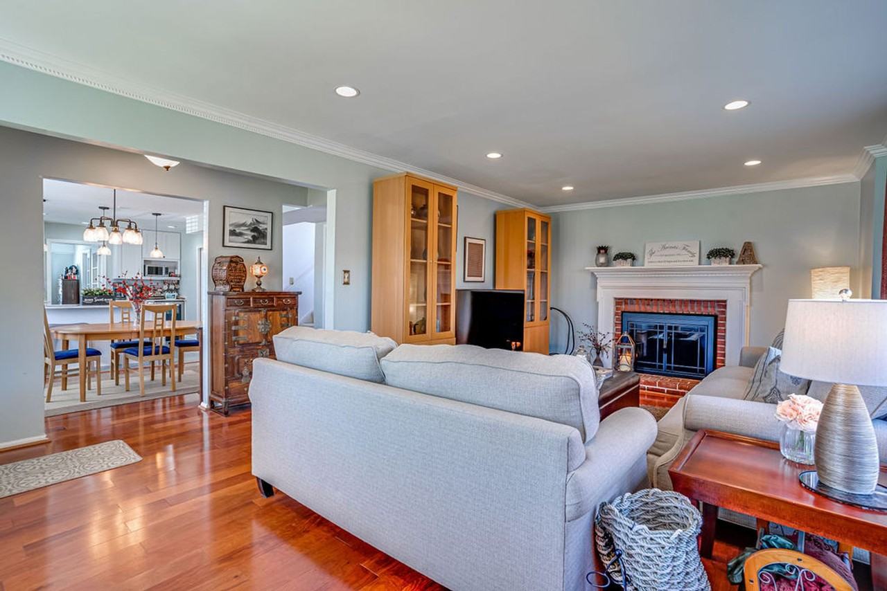 8404 Wagon Wheel Rd - Photo 2 of 35