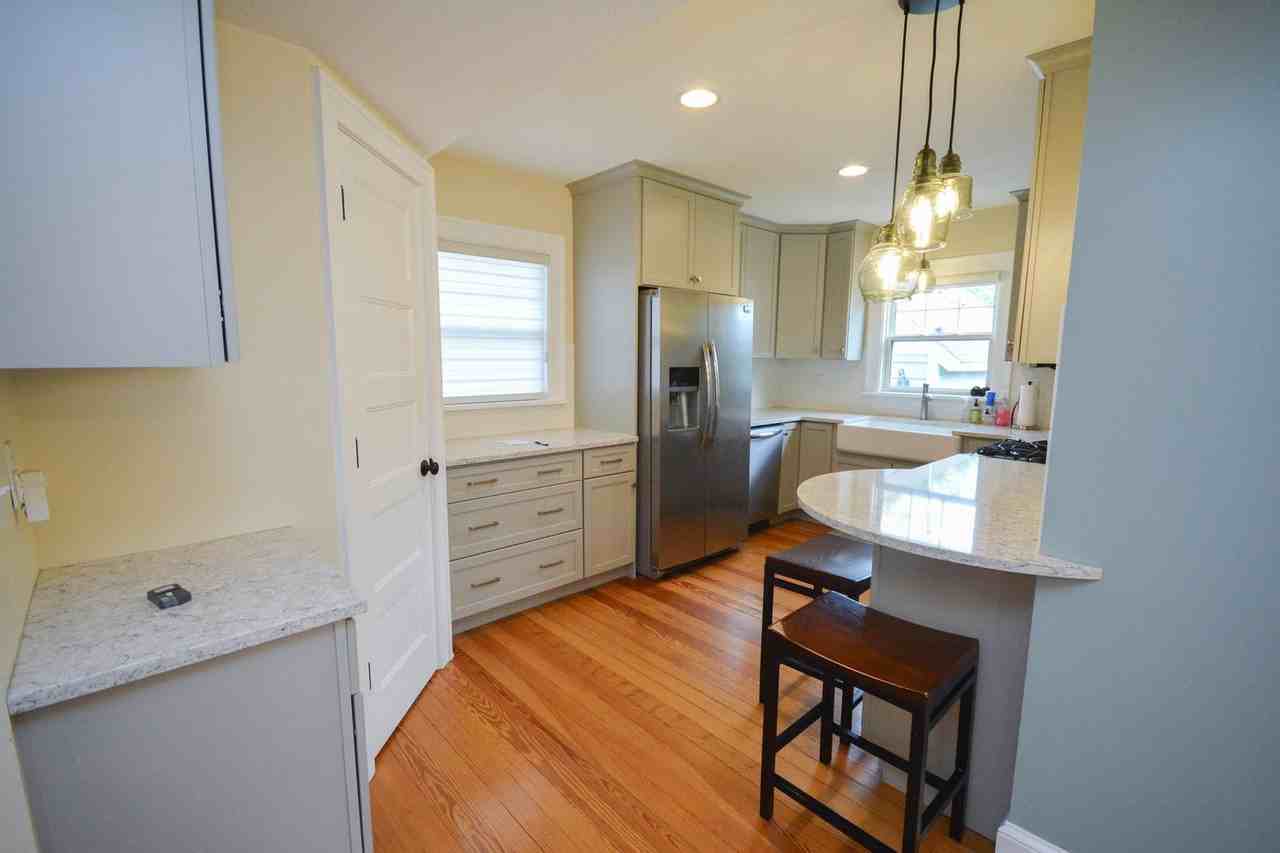1135 1st St Nw - Photo 3 of 21