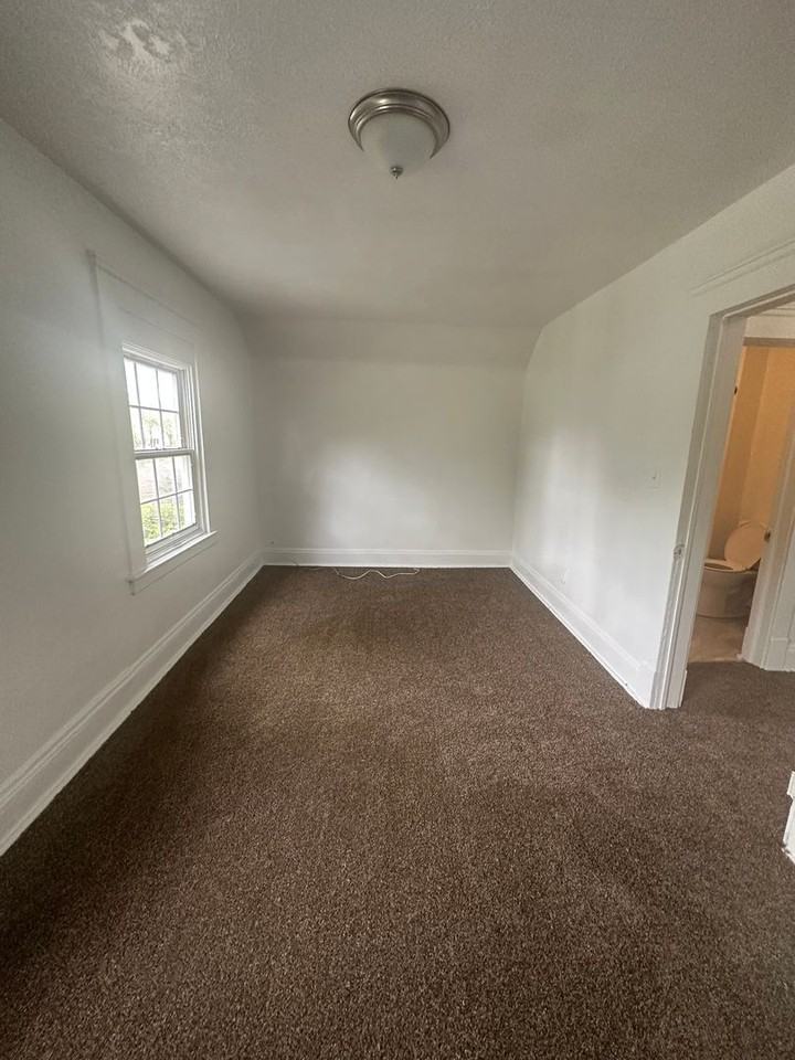 10504 Elmarge Ave - Photo 7 of 7
